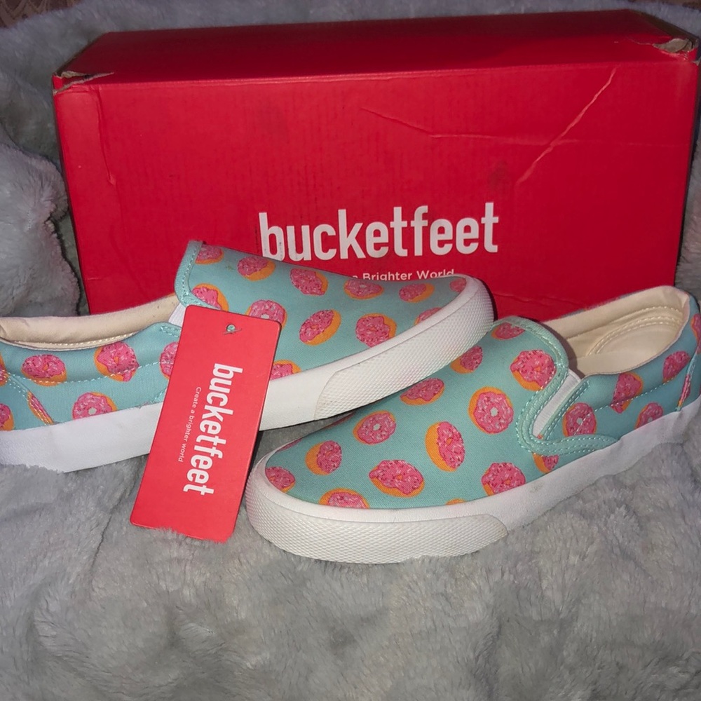 Pink donut bucket feet shoes